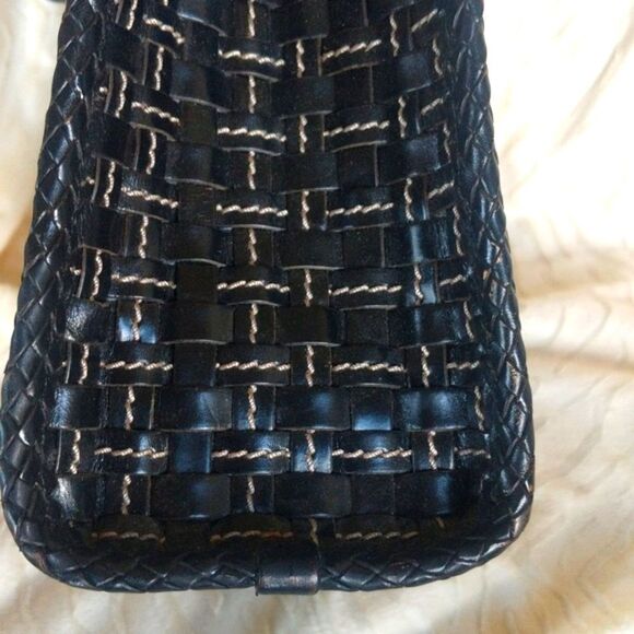 Vintage 90s Black Woven Leather Handbag - Picture 16 of 17